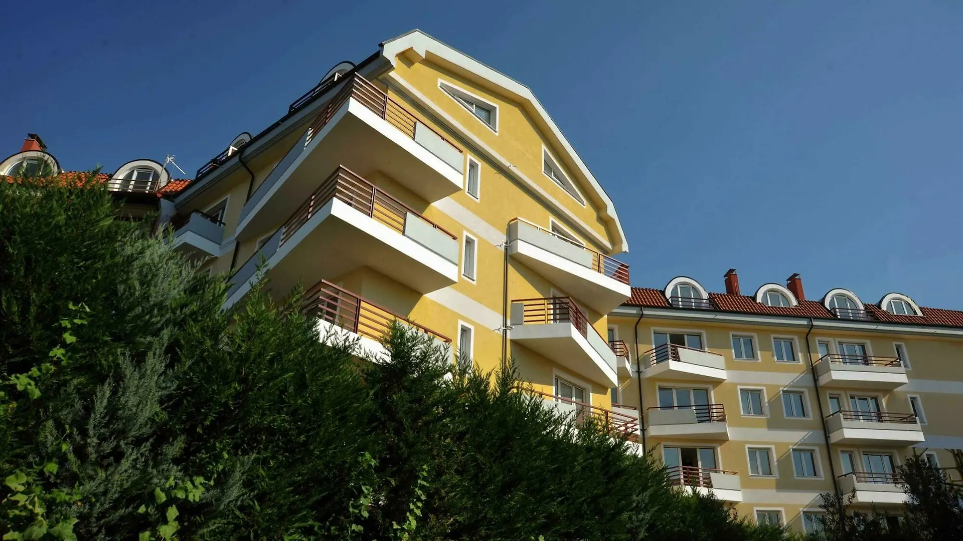 Dora Residence Collak 4*,  Albanien