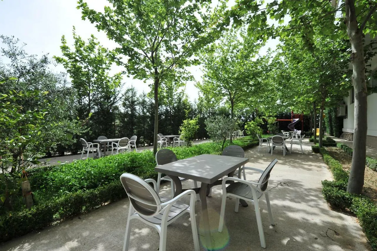 Hotel Dora Residence Collak